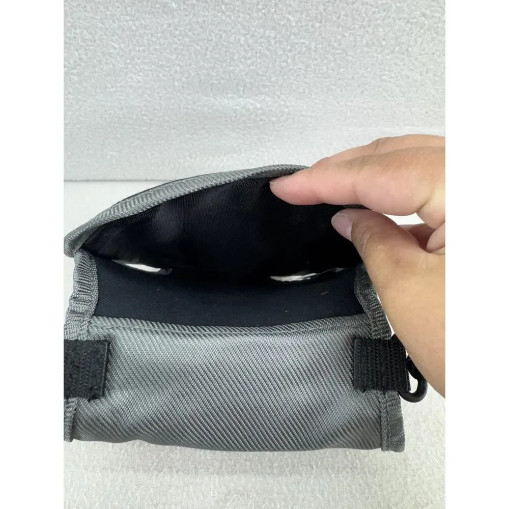 Vintage Case Logic Portable CD Player Carry Case Travel Bag Black Gray Zip Pouch